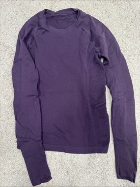 Athleta Long Sleeve Seamless Performance Top in Deep Plum